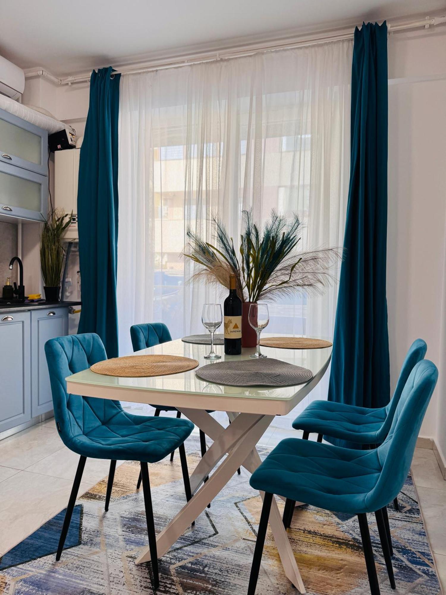 Beach Apartment By Mamaia Nord Navodari Exterior photo